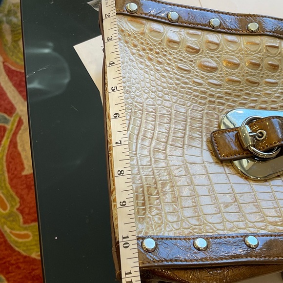 Marc Chantal Patent Leather Shoulder Bag – Two-Tone Faux Snakeskin Animal Print - Picture 15 of 15